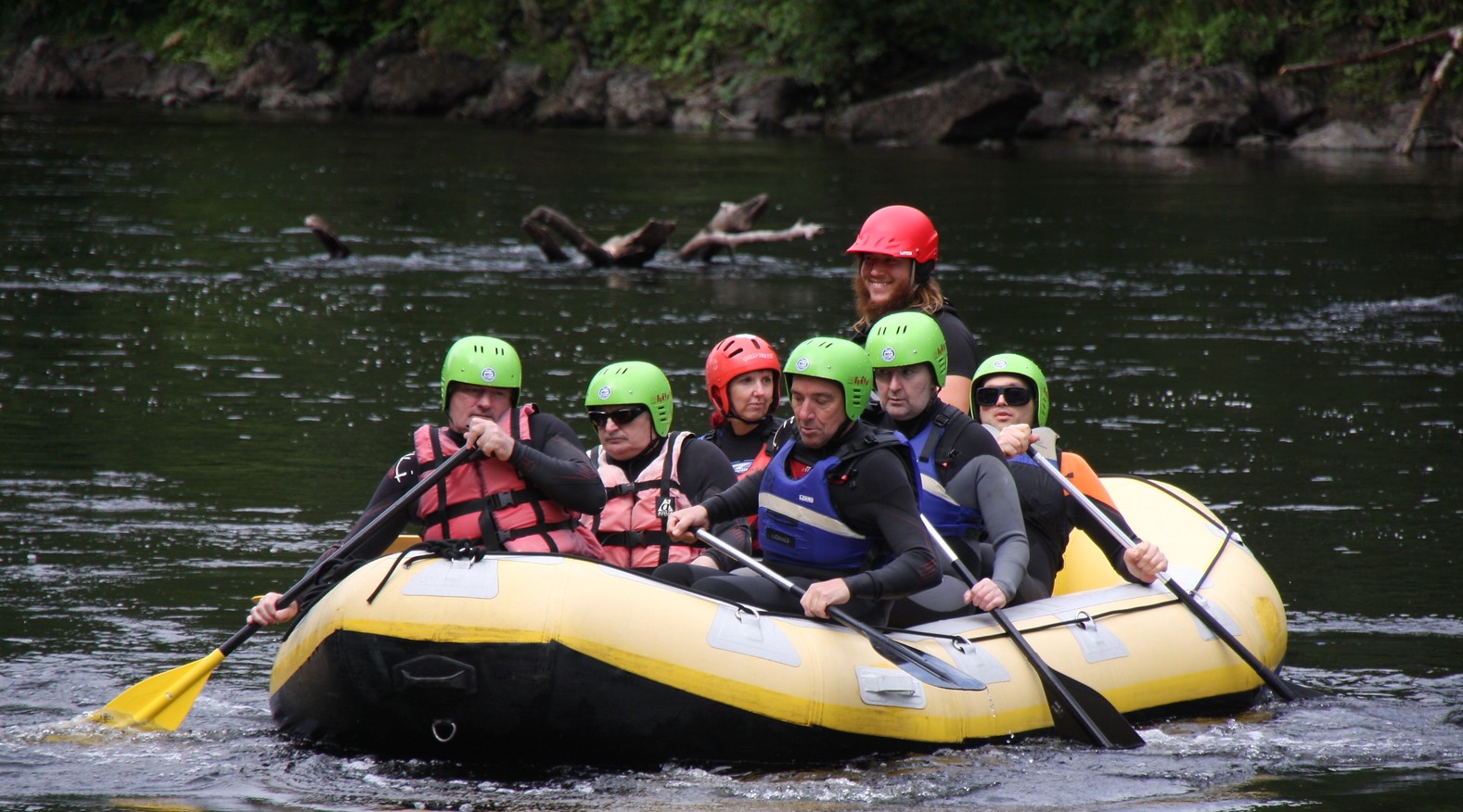 Veterans with sight loss enjoy white water rafting activity